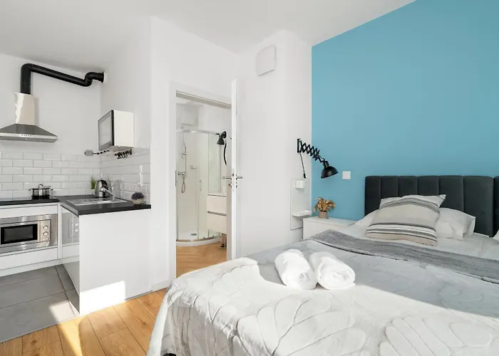 Apartament Very Berry - Zwierzyniecka 30 - Check In 24h, Parking, Lift Poznań