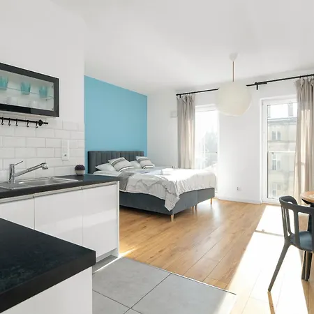 شقة Klimatyczne I Nowoczesne Very Berry W Poznaniu By Renters