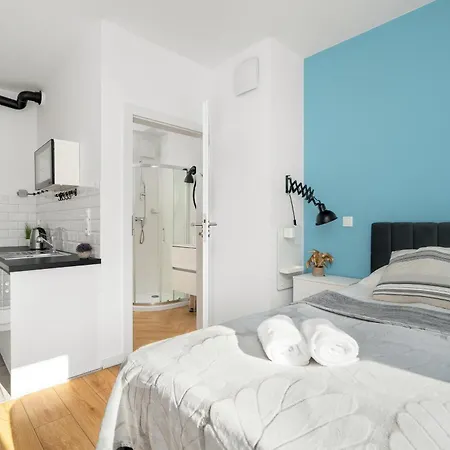 Апартаменты Klimatyczne I Nowoczesne Very Berry W Poznaniu By Renters Познань